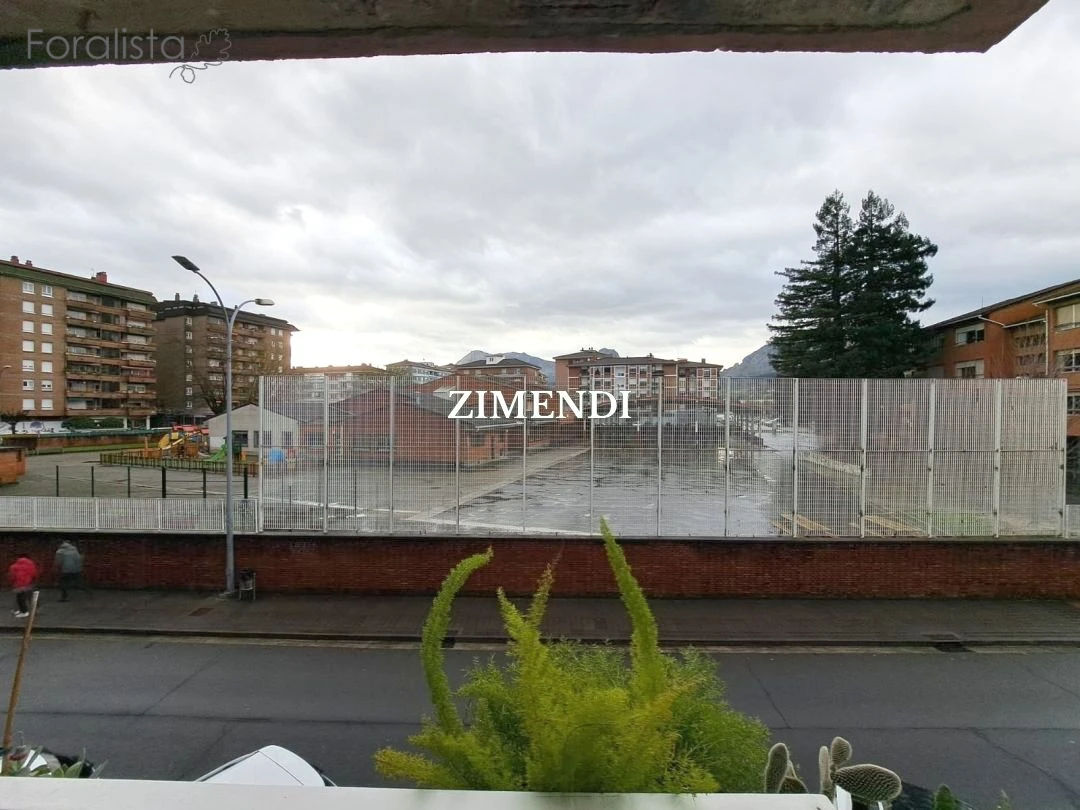 12256ed6eeda1bf762a54d3bd439257f93d84.webp
